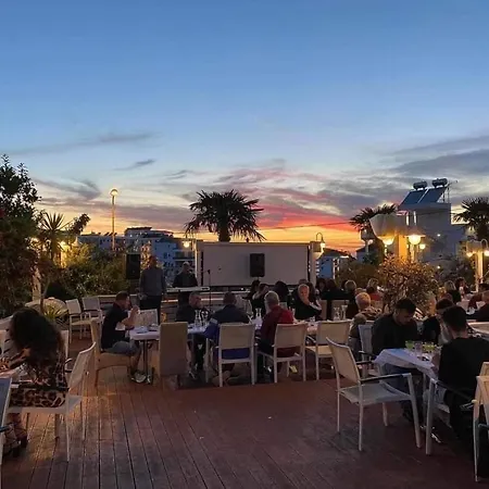 Hotel La Luna *
